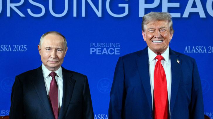 https://salarnews.in/public/uploads/images/newsimages/maannewsimage08092025_144757_Trump and Putin.png